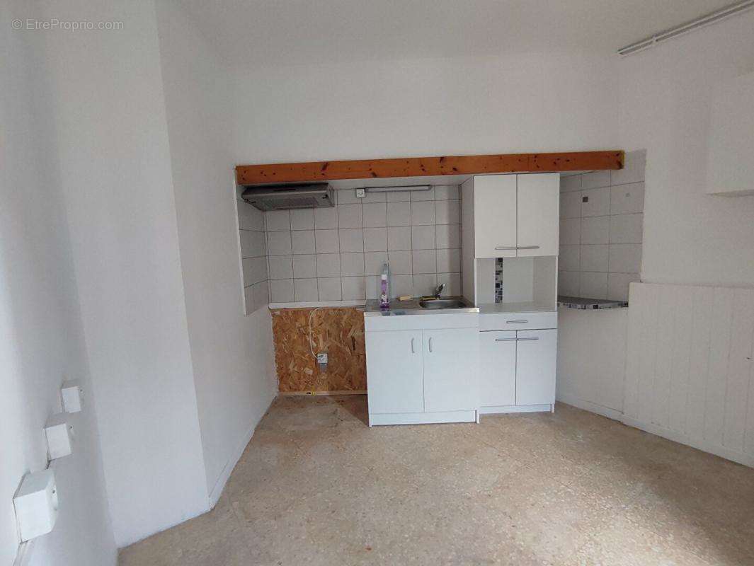 Appartement à NEZIGNAN-L&#039;EVEQUE