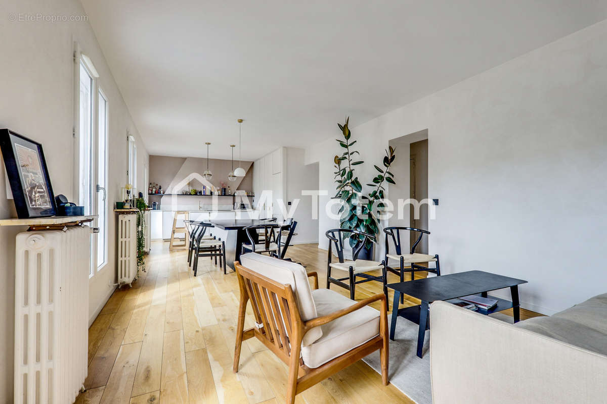 Appartement à PARIS-10E