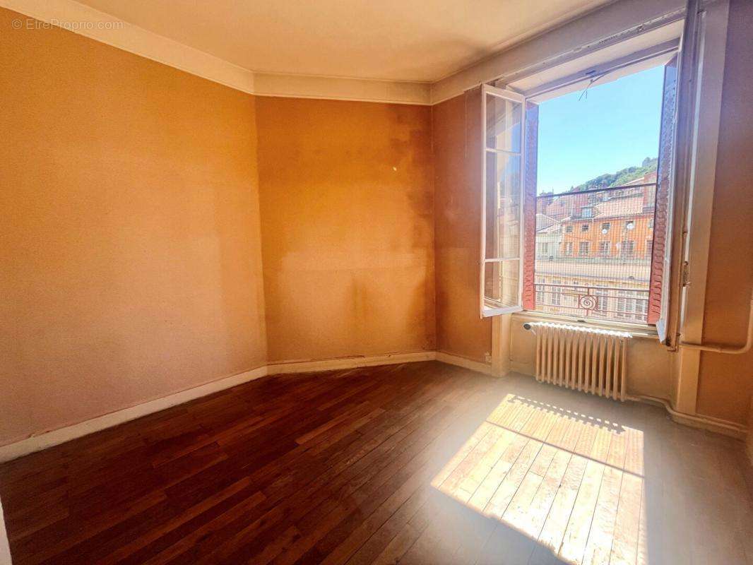 Appartement à LYON-5E