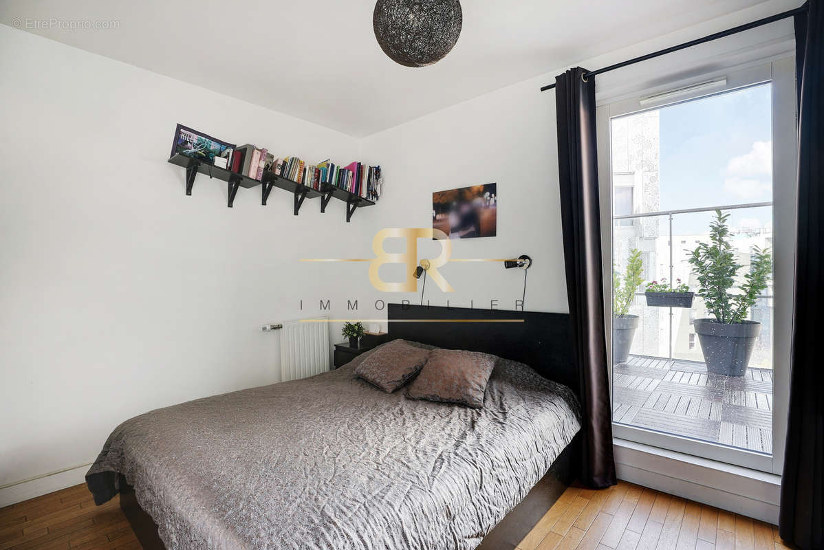 Appartement à PARIS-19E