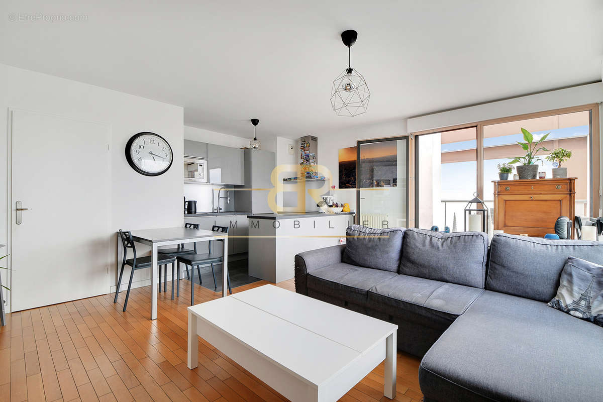 Appartement à COLOMBES