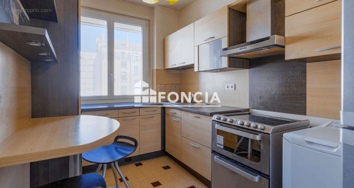 Appartement à LYON-3E