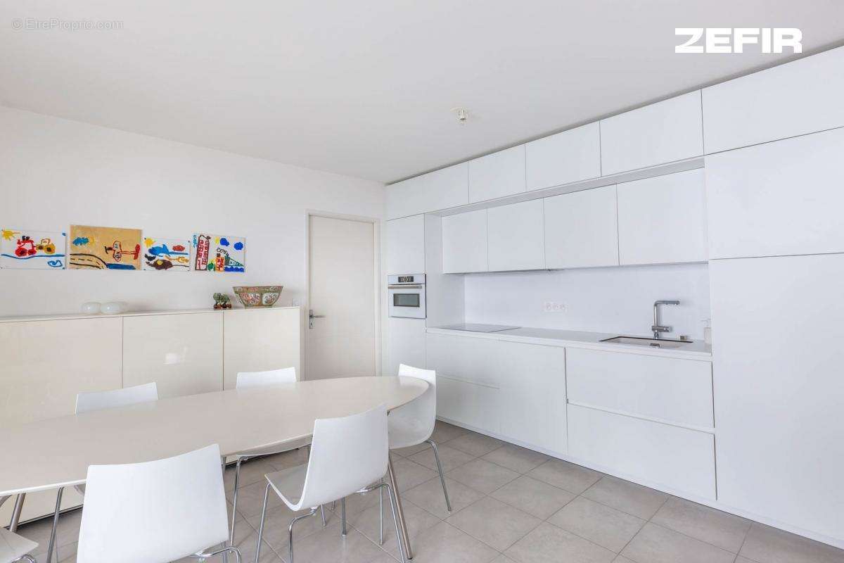 Appartement à LYON-8E