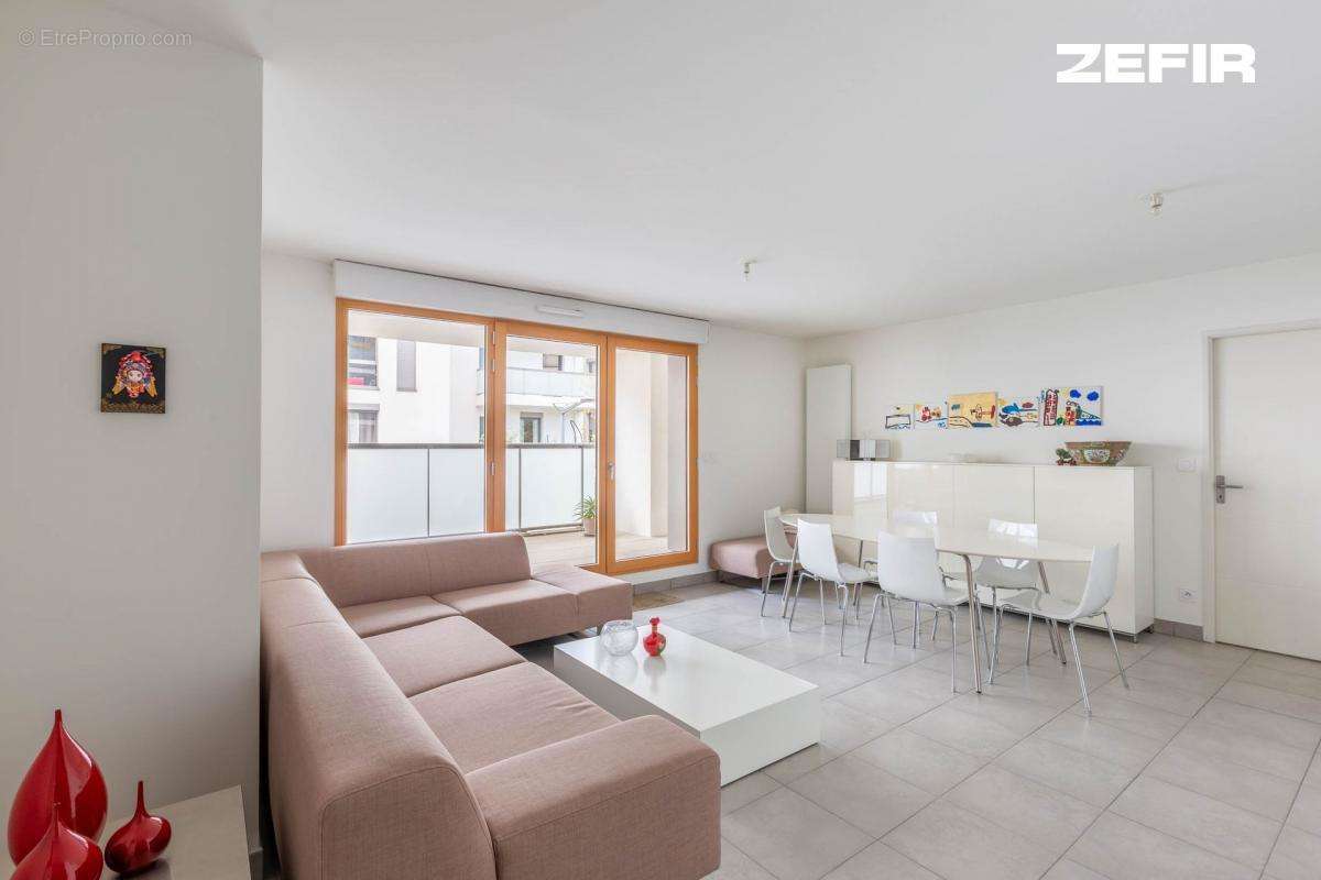 Appartement à LYON-8E