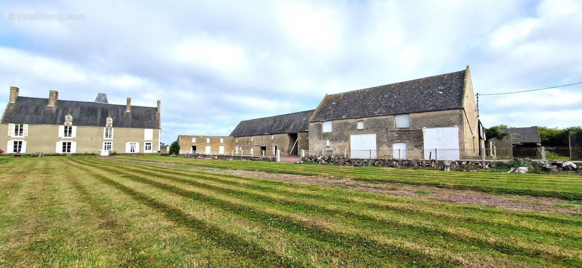 Maison à GRANDCAMP-MAISY