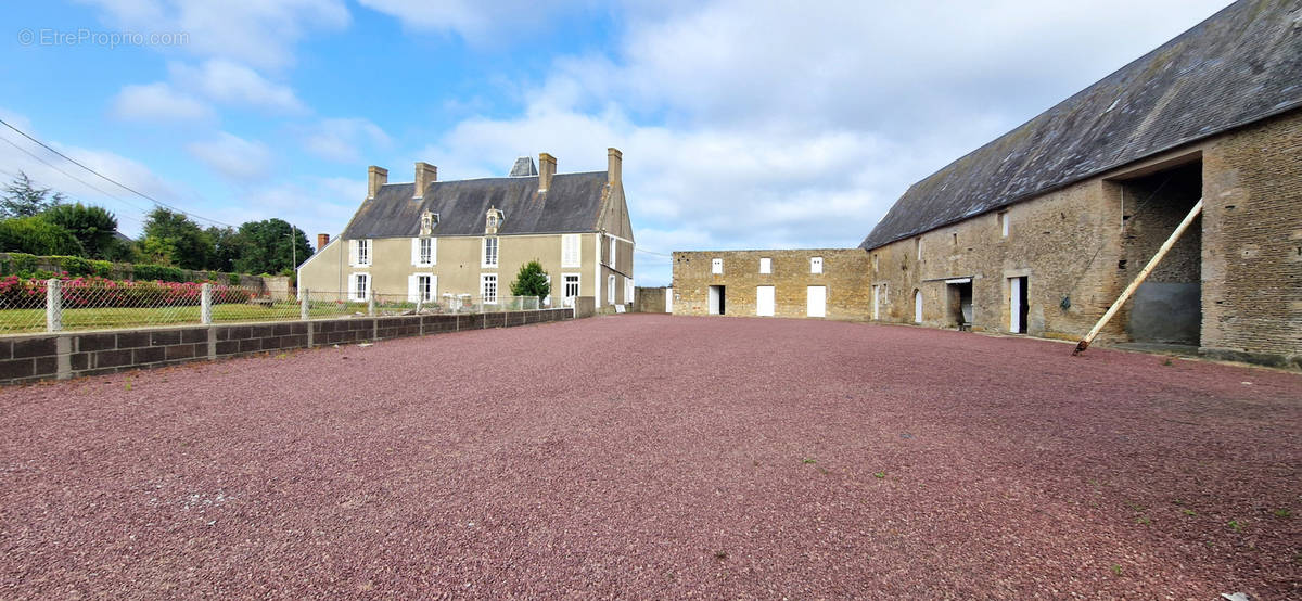 Maison à GRANDCAMP-MAISY