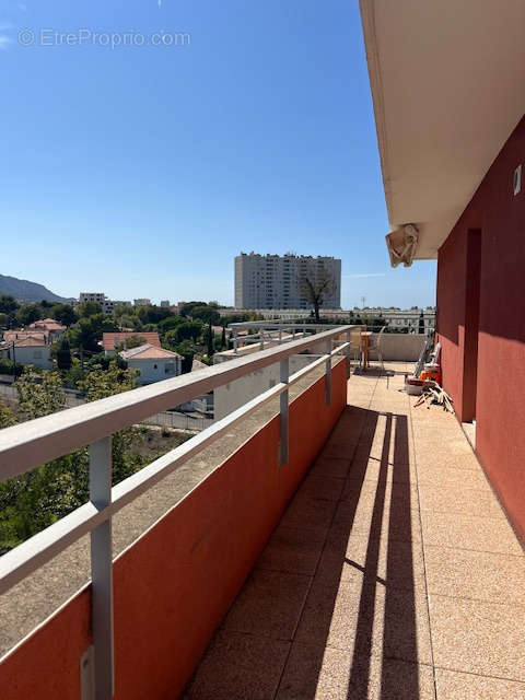 Appartement à MARSEILLE-9E