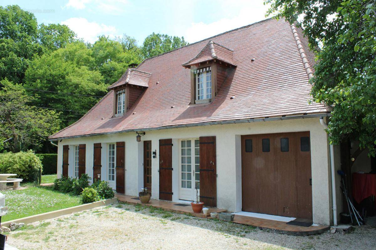 Maison à COULOUNIEIX-CHAMIERS