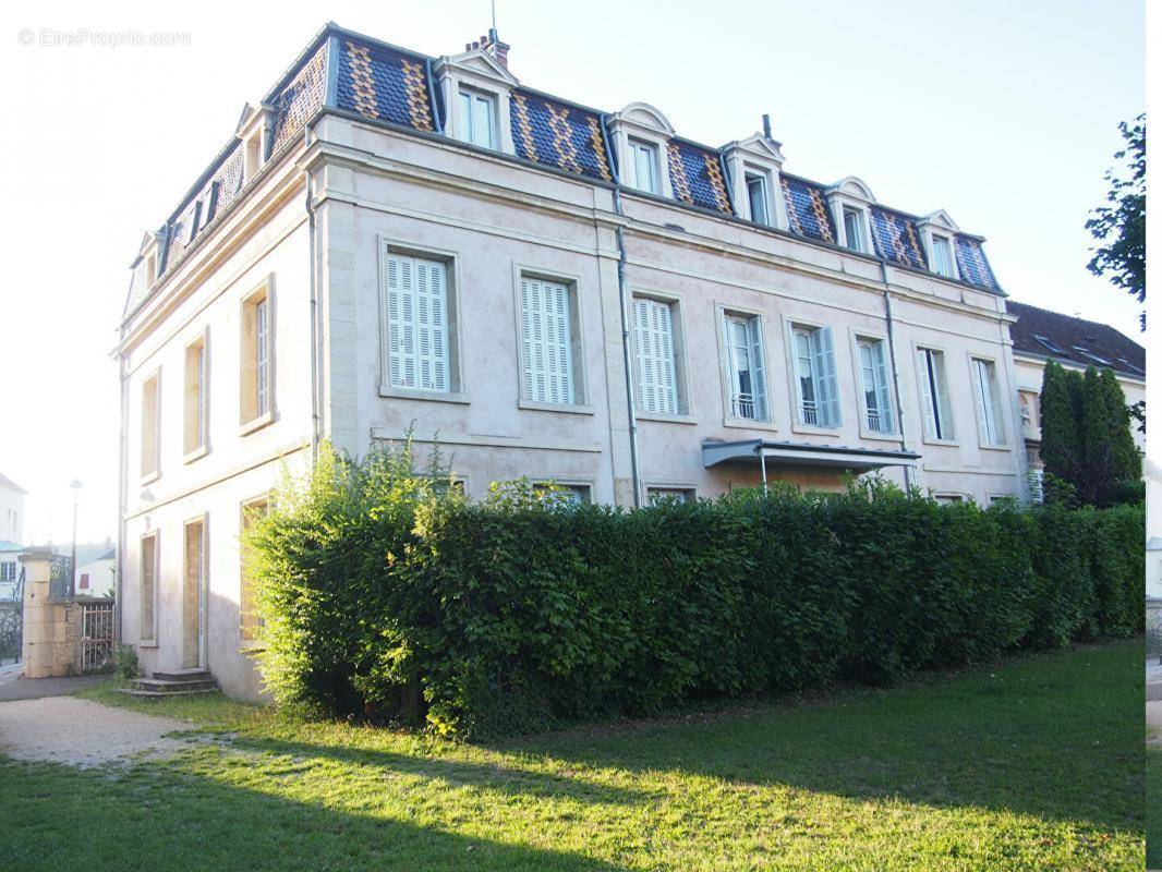 Appartement à PLOMBIERES-LES-DIJON