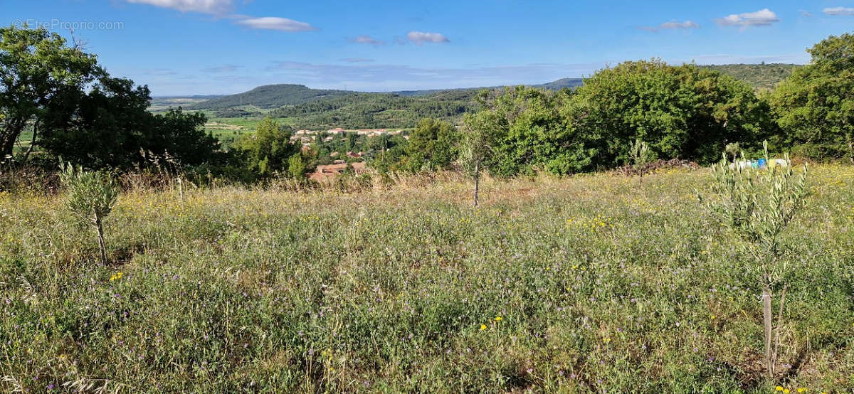 Terrain à PERET