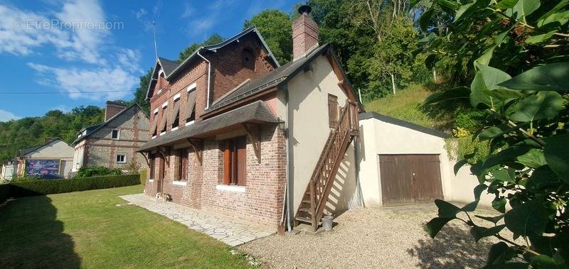 Maison à NOTRE-DAME-DE-BONDEVILLE