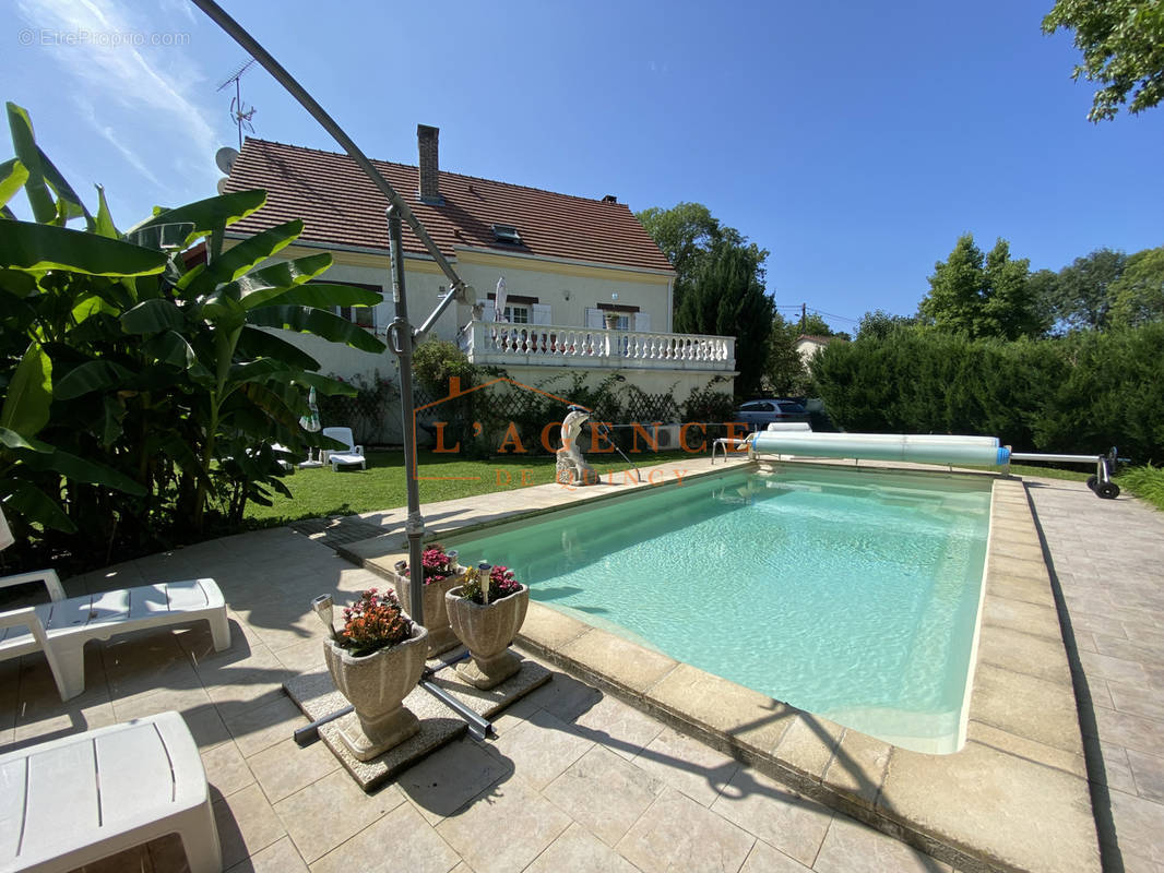 Maison à SAINT-GERMAIN-SUR-MORIN