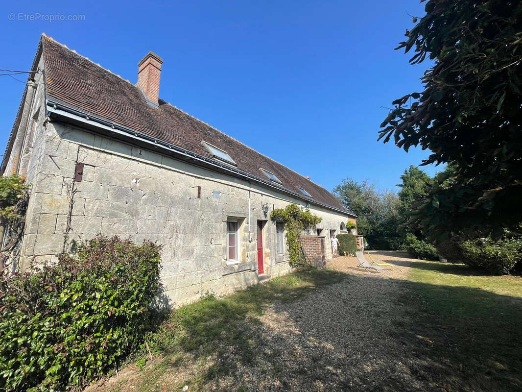 Maison à MARRAY