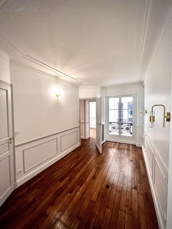 Appartement à PARIS-6E