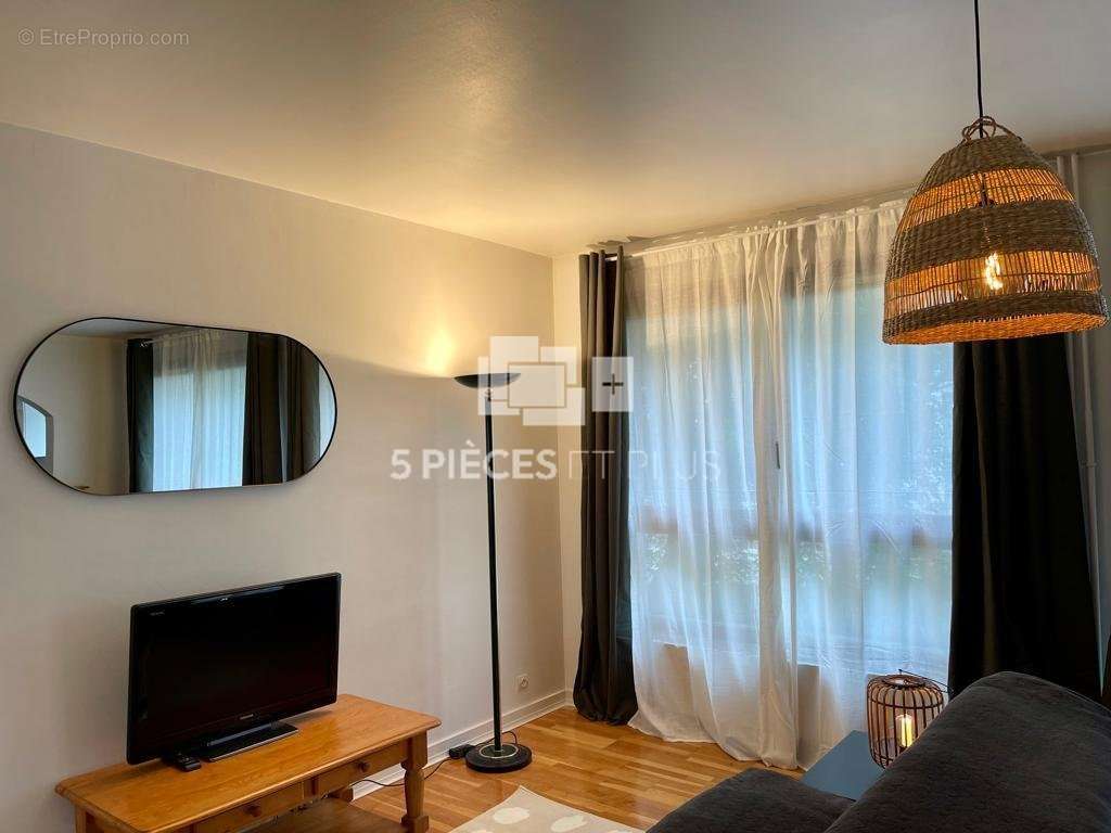 Appartement à ISSY-LES-MOULINEAUX