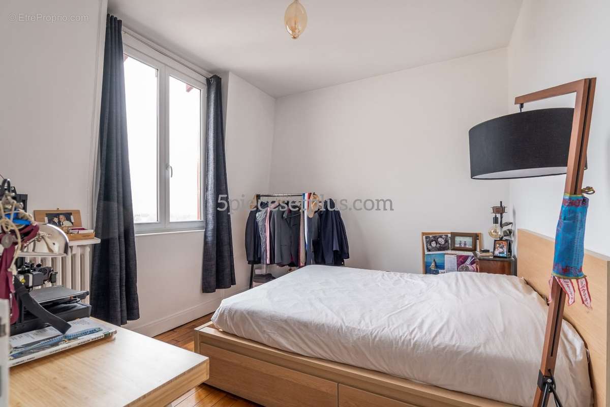 Appartement à SURESNES