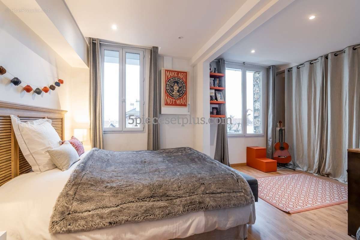 Appartement à SURESNES