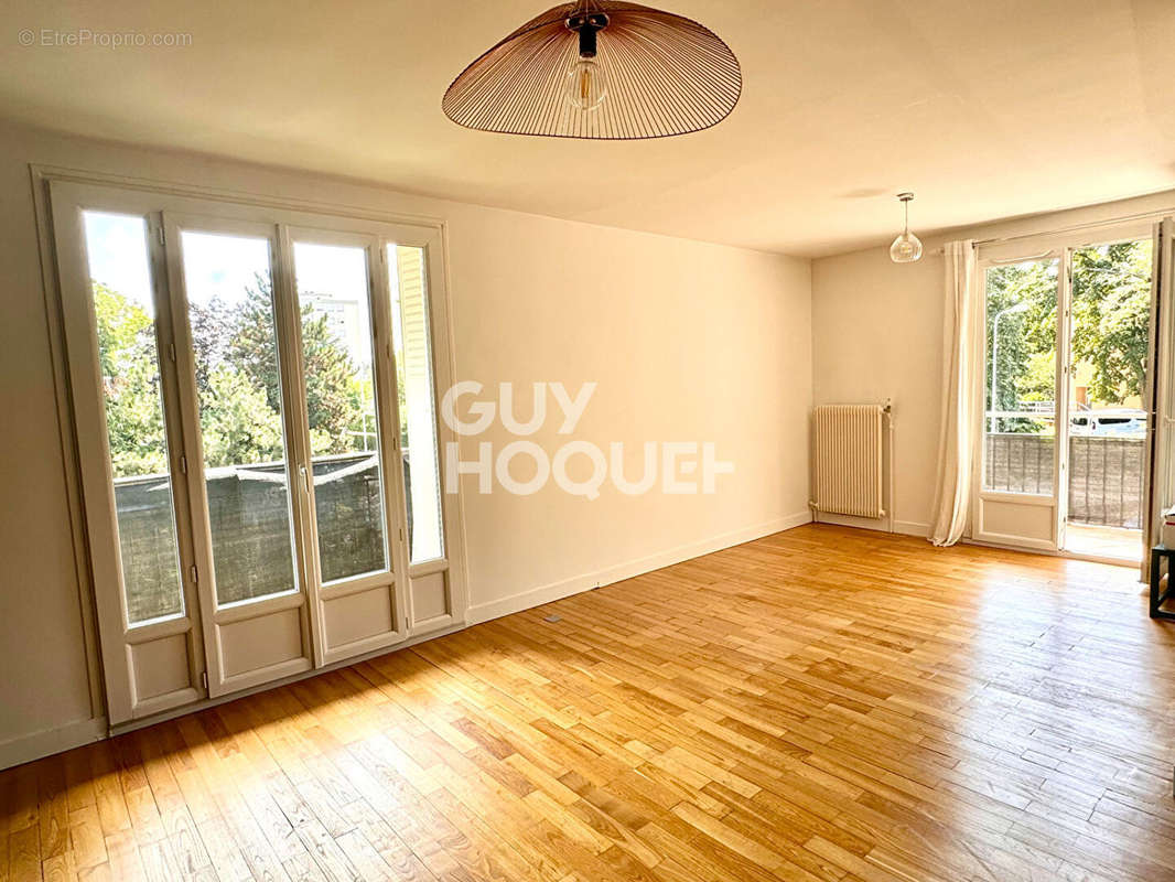 Appartement à LYON-5E