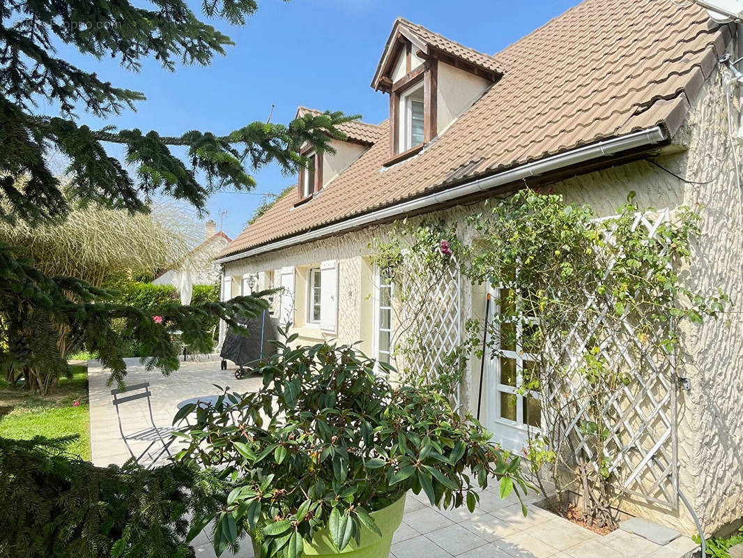 Maison à MAINTENON