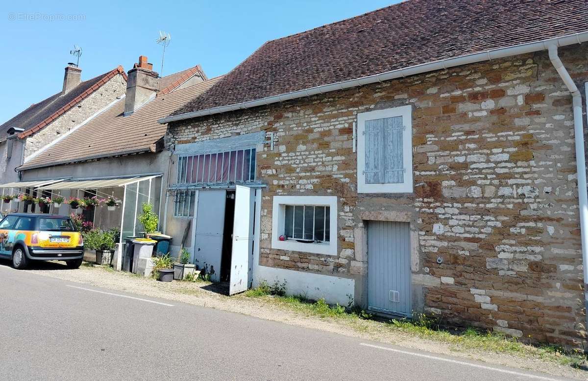 Photo 7 - Maison à MESSEY-SUR-GROSNE