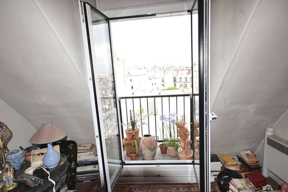 Appartement à PARIS-9E