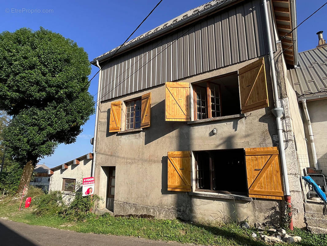 Maison à FONCINE-LE-HAUT