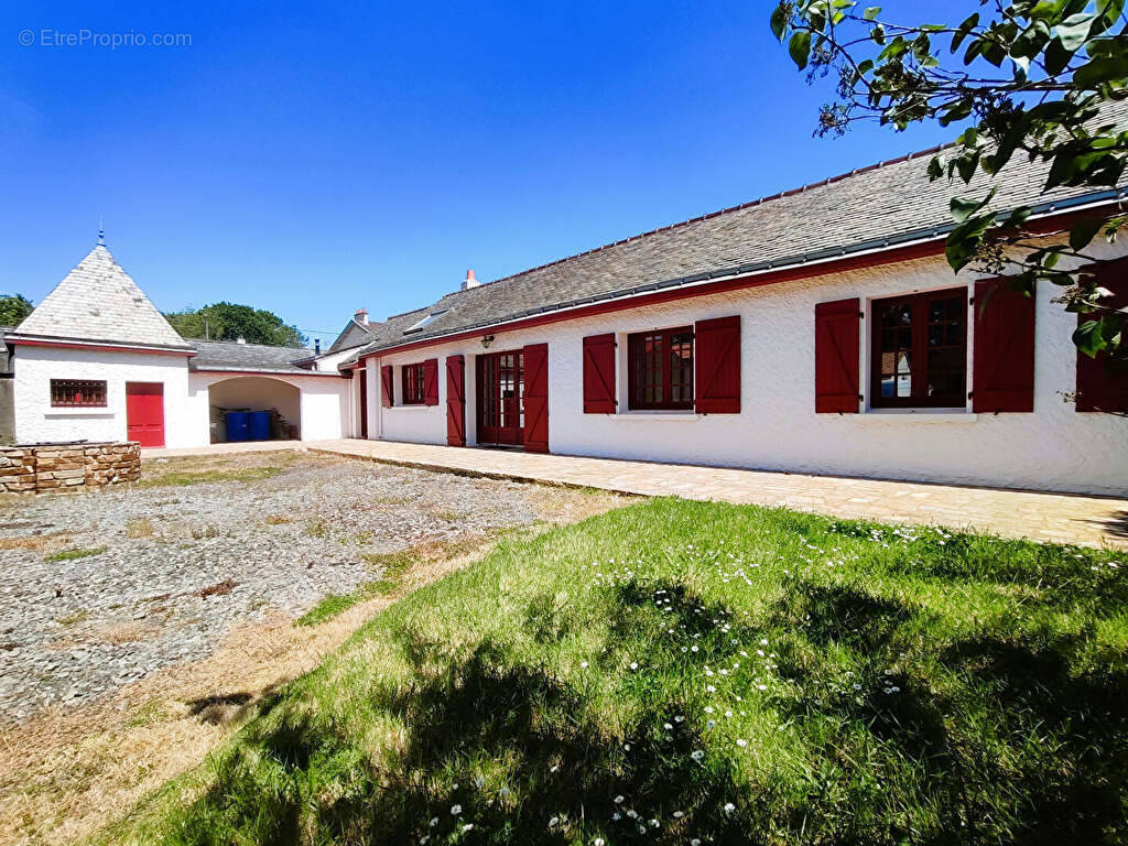 Maison à SAINT-SEBASTIEN-SUR-LOIRE