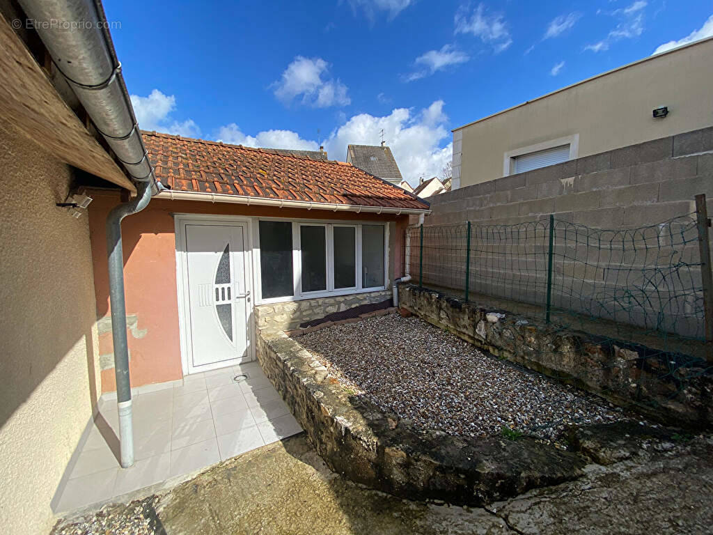 Appartement à MANTES-LA-VILLE