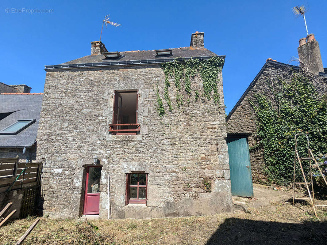 Maison à CRUGUEL