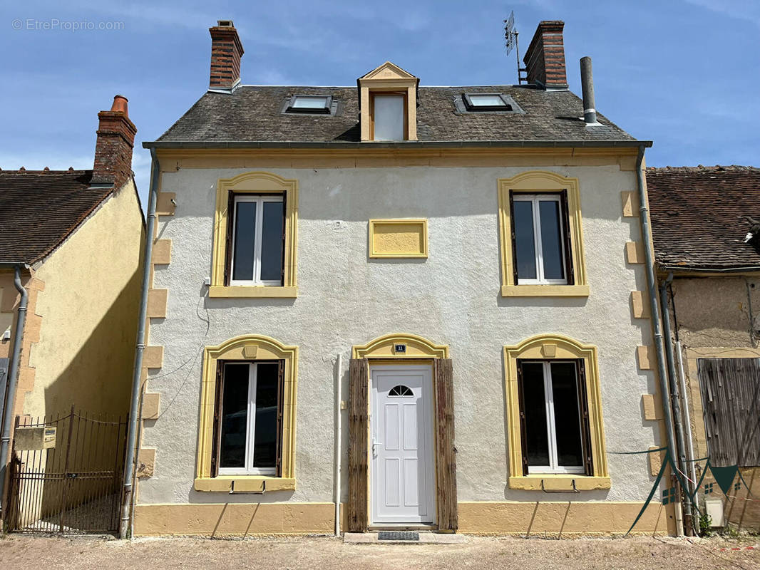 Maison à THAUMIERS