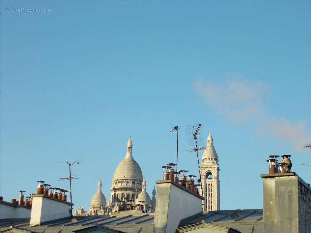 Appartement à PARIS-18E