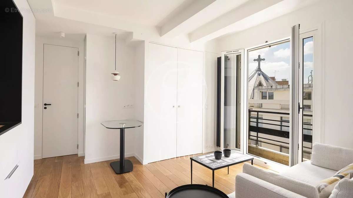 Appartement à PARIS-5E