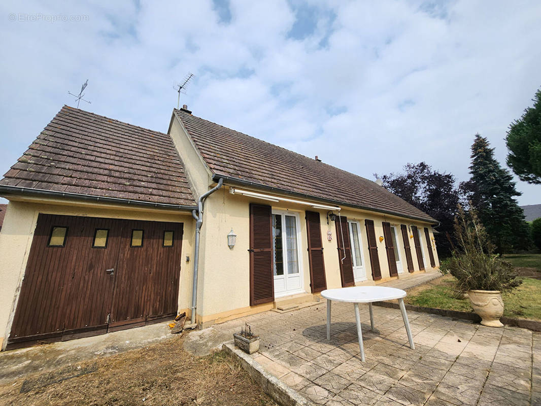 Maison à BLICOURT