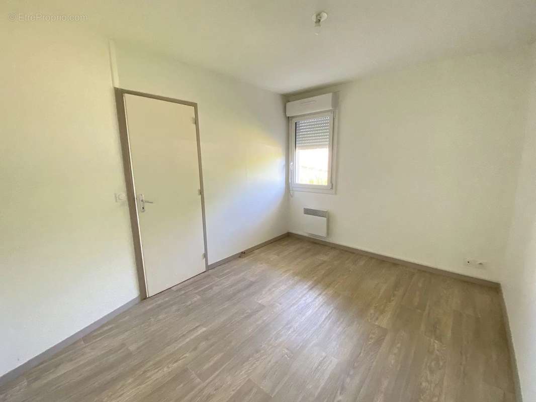 Appartement à LA MEZIERE