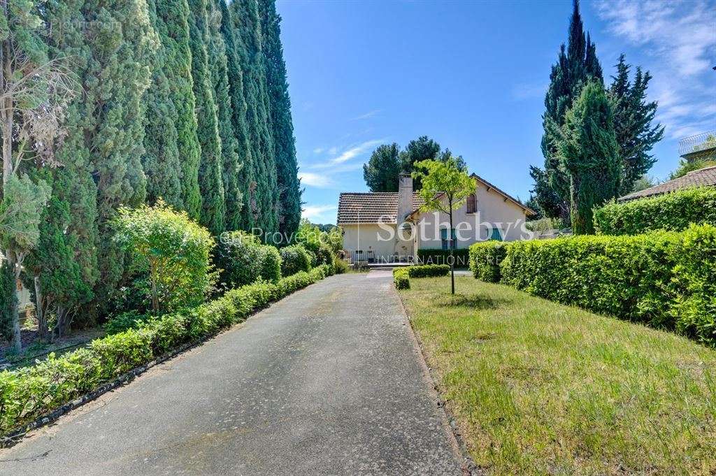 Maison à AIX-EN-PROVENCE