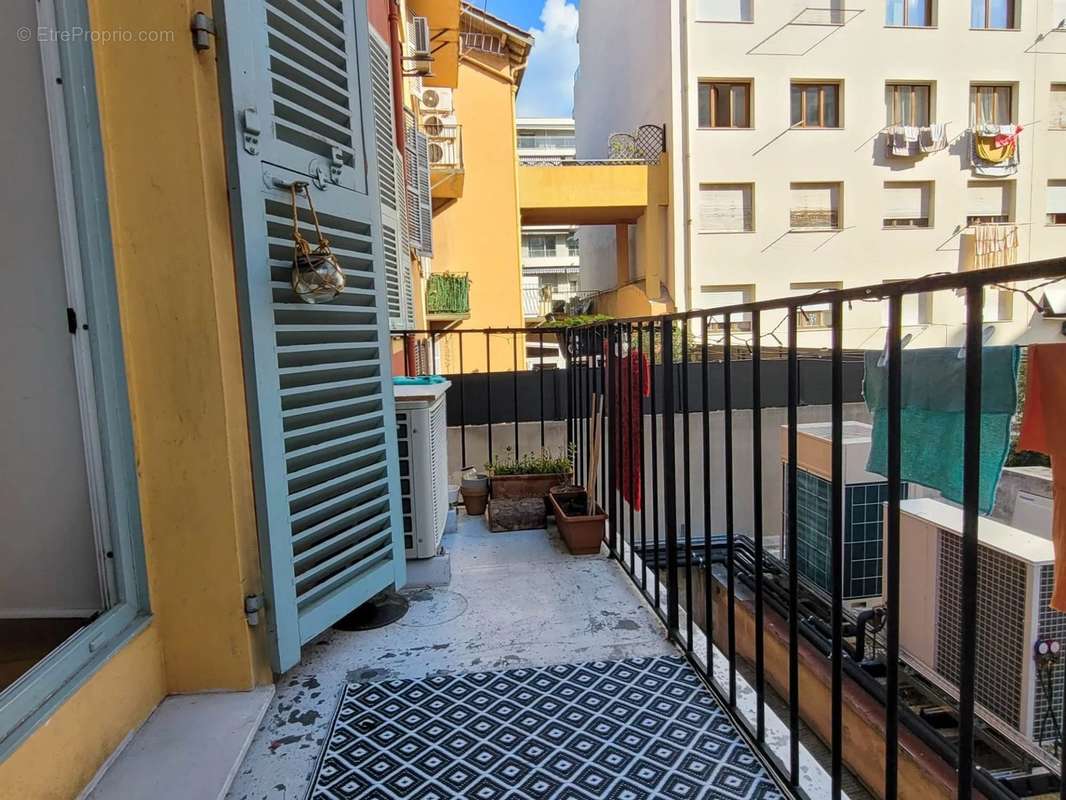 Appartement à NICE