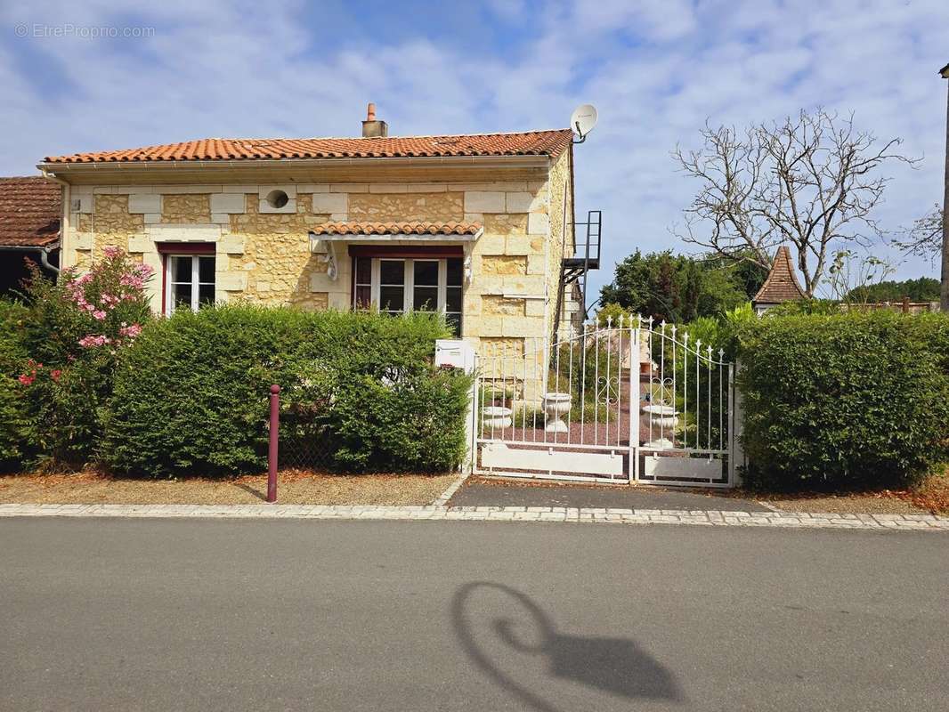 Maison à MAURENS