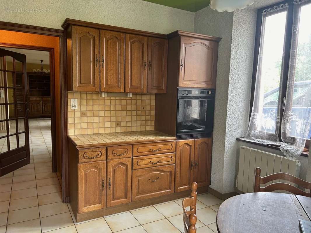 Appartement à MONTREAL-LA-CLUSE