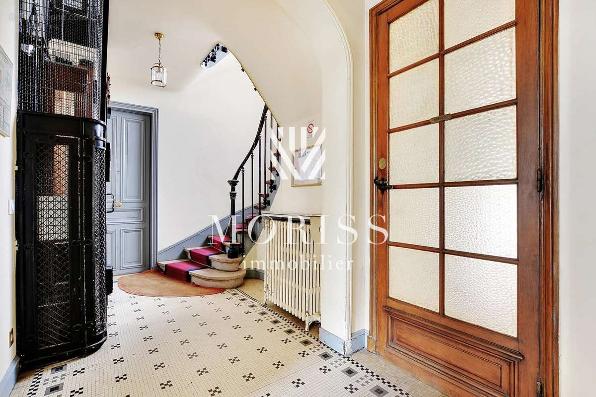 Appartement à PARIS-18E