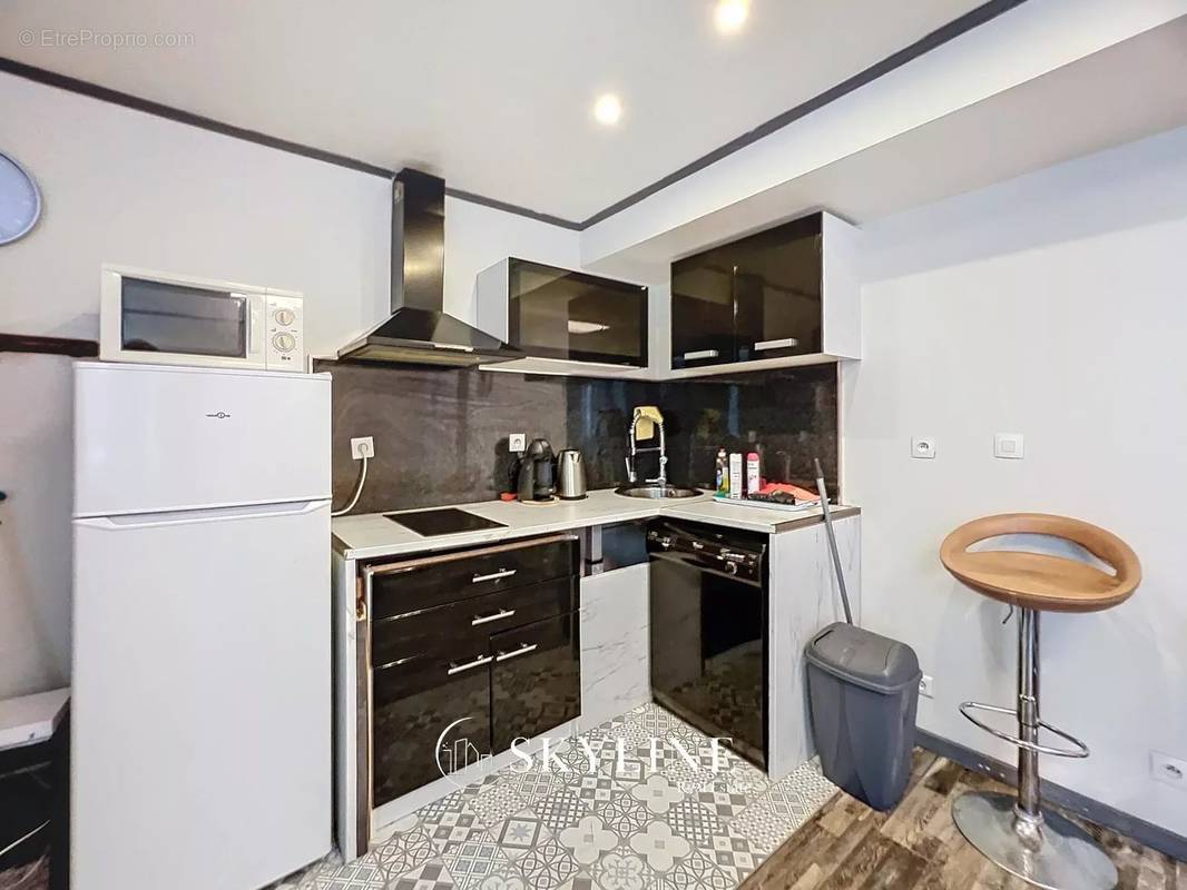 Appartement à MARSEILLE-1E