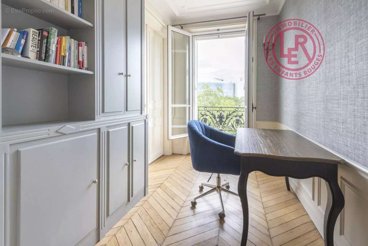 Appartement à PARIS-4E