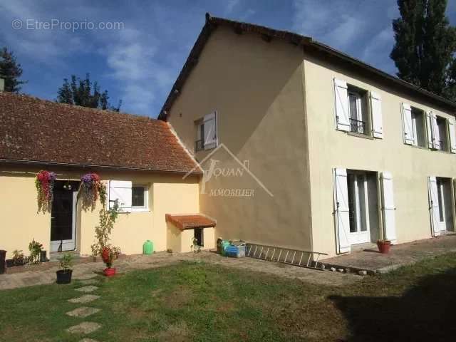 Maison à LAPALISSE