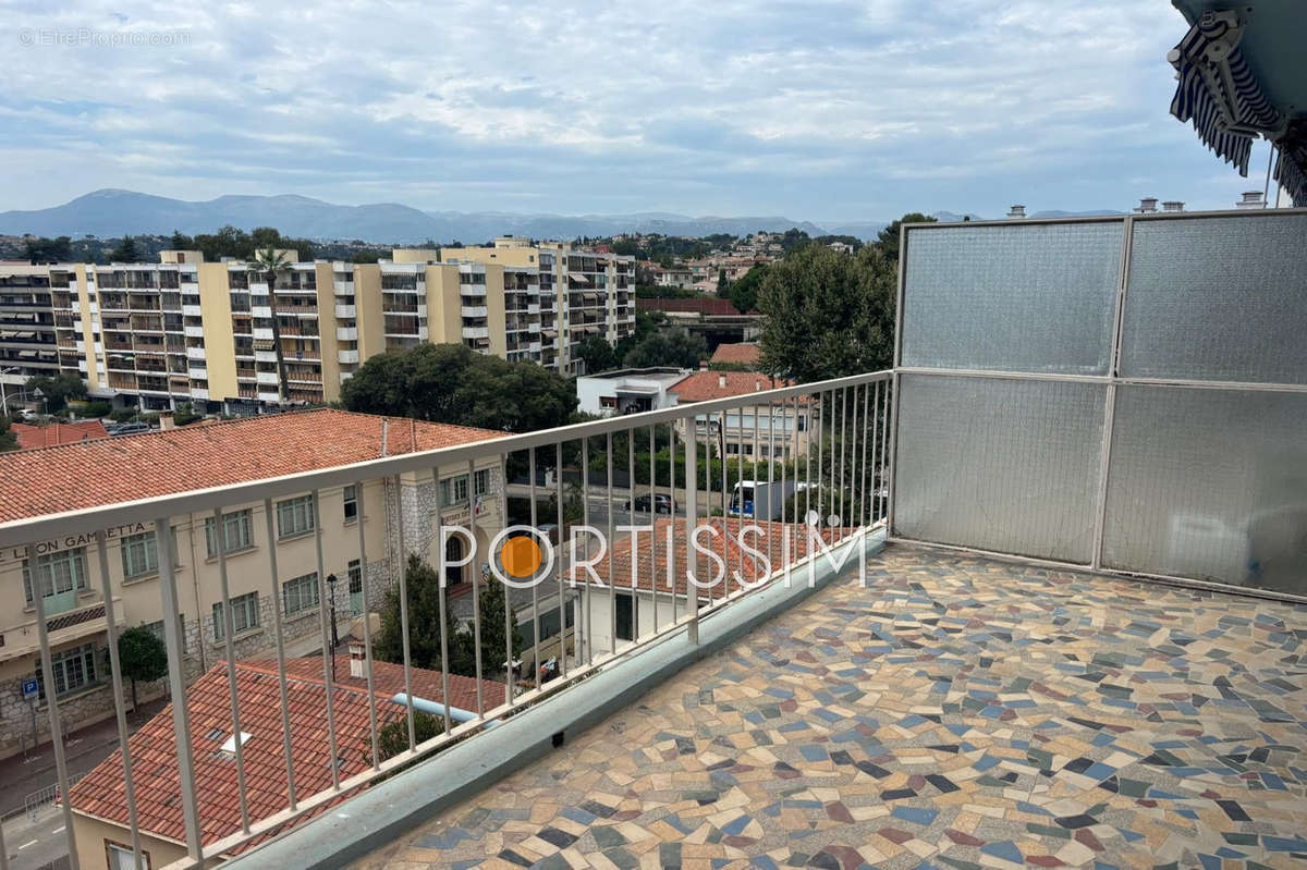 Appartement à CAGNES-SUR-MER