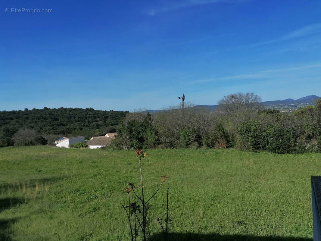 Terrain à LE POUGET