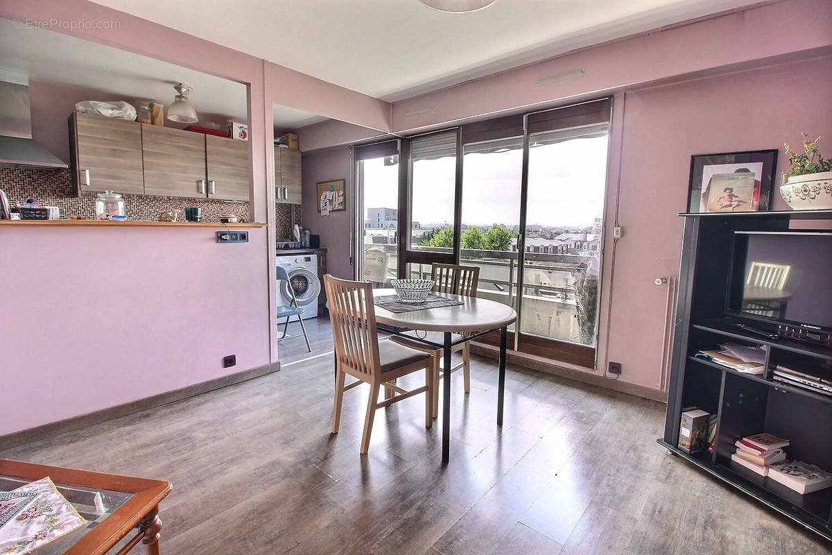 Appartement à PIERREFITTE-SUR-SEINE