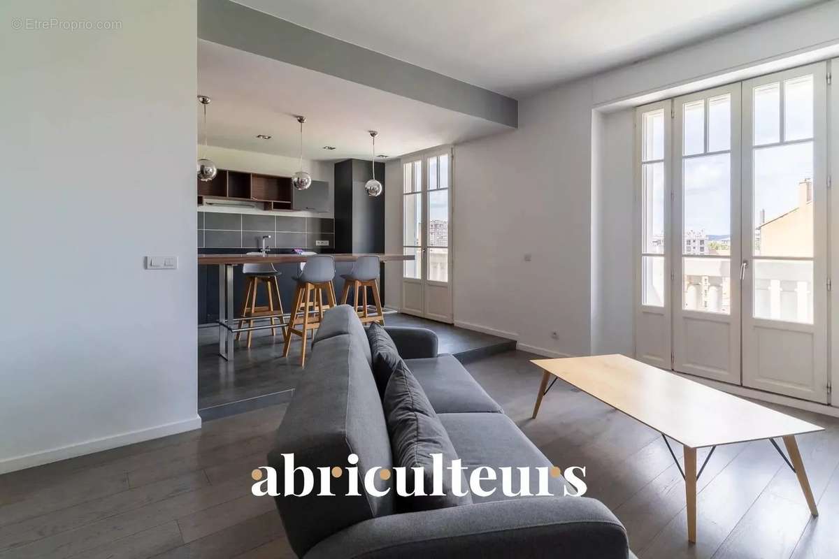 Appartement à AIX-EN-PROVENCE