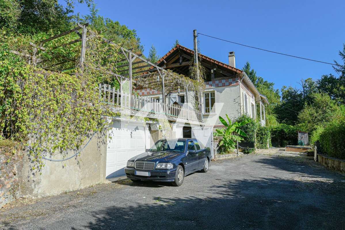 Maison à BOSMIE-L&#039;AIGUILLE