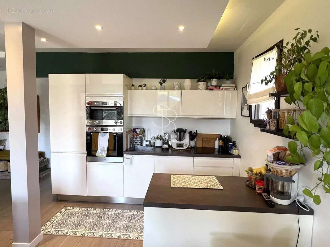 Appartement à VILLENEUVE-LOUBET