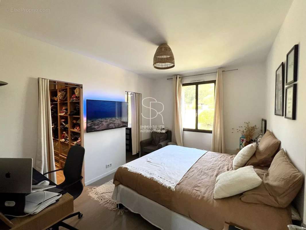 Appartement à VILLENEUVE-LOUBET