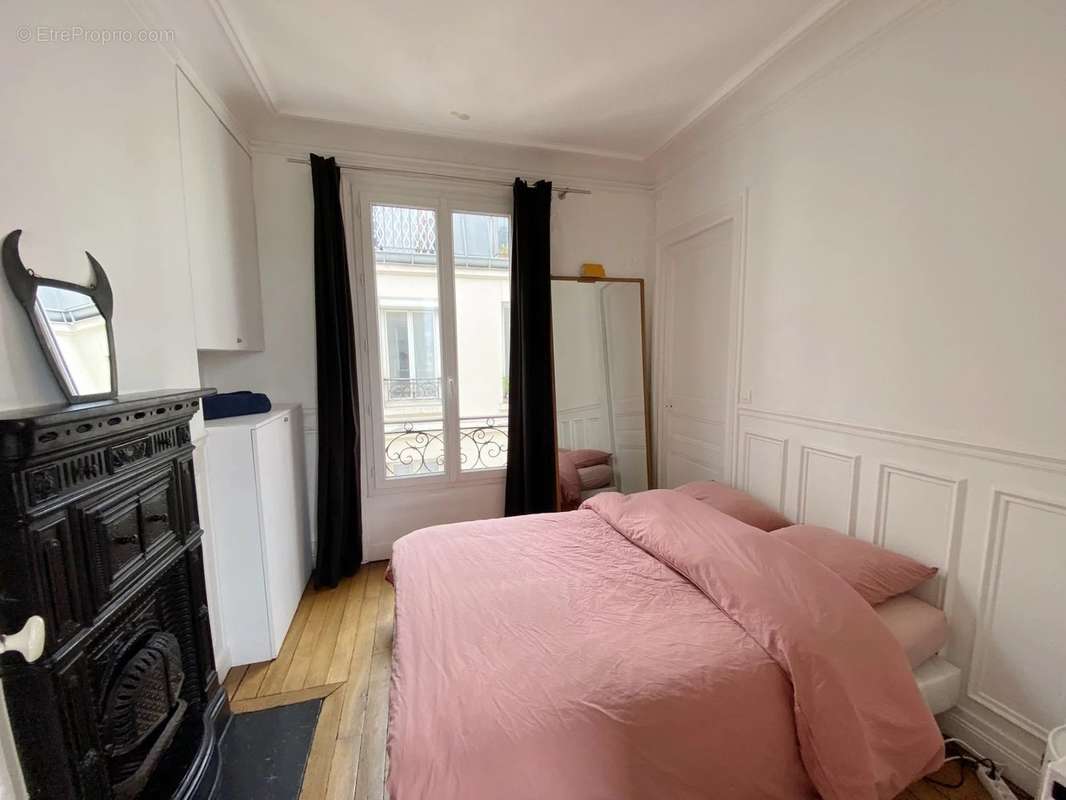 Appartement à PARIS-10E